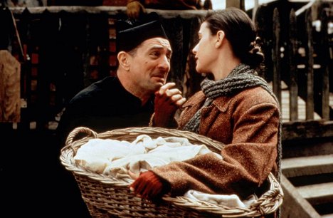 Robert De Niro, Demi Moore - We're No Angels - Photos