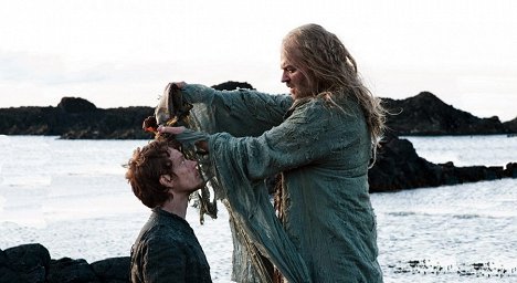 Alfie Allen, Jonathan Ryan - Game of Thrones - Ce qui est mort ne saurait mourir - Film