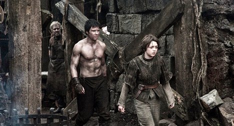 Joe Dempsie, Maisie Williams - Game Of Thrones - Der Geist von Harrenhal - Filmfotos