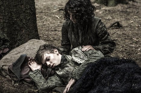 Thomas Brodie-Sangster, Ellie Kendrick - Game of Thrones - The Climb - Photos