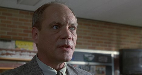 Daniel von Bargen - Mistério na Faculdade - De filmes