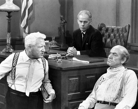 Spencer Tracy, Harry Morgan, Fredric March - Kdo seje vítr - Z filmu