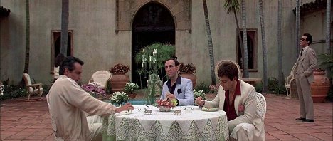 Paul Shenar, F. Murray Abraham, Al Pacino - Scarface - Photos