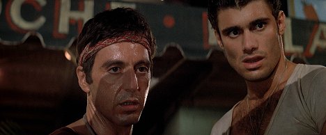 Al Pacino, Steven Bauer - Scarface - Van film