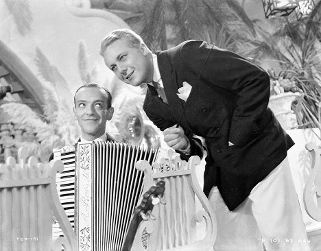 Fred Astaire, Gene Raymond - Flying Down to Rio - Photos