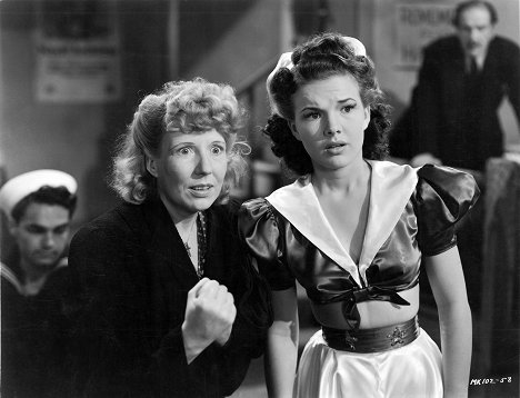 Patsy Moran, Gale Storm - Foreign Agent - Filmfotos