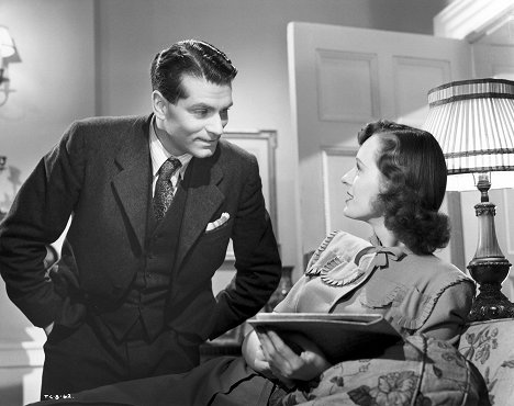 Laurence Olivier, Penelope Dudley-Ward - The Demi-Paradise - Filmfotos