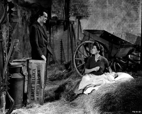 Clifford Evans, Jane Baxter - The Flemish Farm - Film