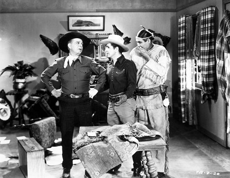 Hoot Gibson, Bob Steele, Chief Thundercloud - Sonora Stagecoach - Z filmu