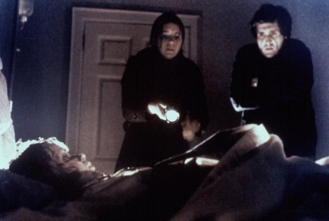 Linda Blair, Kitty Winn, Jason Miller - De Exorcist - Van film