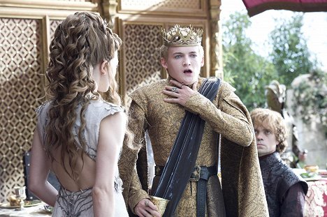 Jack Gleeson, Peter Dinklage - Game of Thrones - The Lion and the Rose - Photos