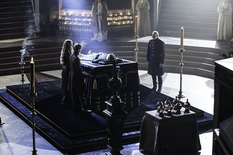 Charles Dance - Game of Thrones - Breaker of Chains - Photos