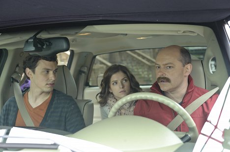 John Francis Daley, Anna Kendrick, Rob Corddry - Rapture-Palooza - Van film