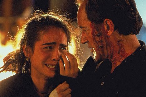 Yancy Butler, Lance Henriksen - Živý terč - Z filmu