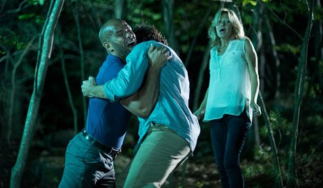 Amaury Nolasco, Joey Lauren Adams - Animal - De la película