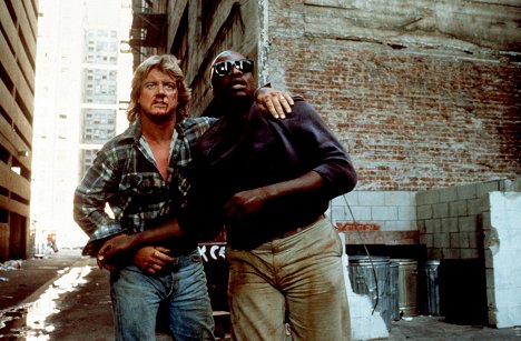 Roddy Piper, Keith David - They Live - Photos