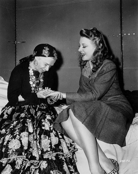 Maria Ouspenskaya, Evelyn Ankers - Ihmissusi - Kuvat kuvauksista