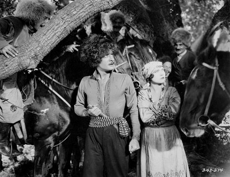 John Gilbert, Renée Adorée - The Cossacks - Filmfotos