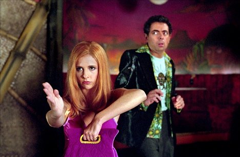 Sarah Michelle Gellar, Rowan Atkinson - Scooby-Doo - Kuvat elokuvasta