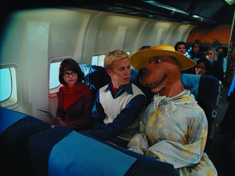 Linda Cardellini, Freddie Prinze Jr. - Scooby-Doo: A nagy csapat - Filmfotók
