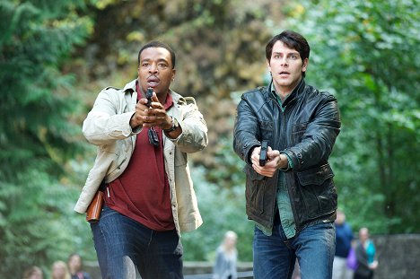 Russell Hornsby, David Giuntoli - Grimm - Végzetes vonzerő - Filmfotók