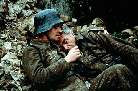 Richard Thomas, Ernest Borgnine - All Quiet on the Western Front - Z filmu