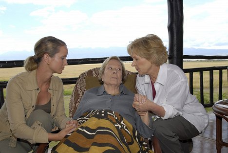 Lara-Joy Körner, Eva Maria Meineke, Rosel Zech - Das Traumschiff - Kilimandscharo - Malediven - Indien - Photos