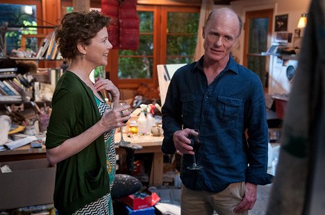 Annette Bening, Ed Harris - The Face of Love - Photos