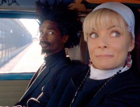 Eddie Steeples, Jaime Pressly - Volajú ma Earl - Early Release - Z filmu