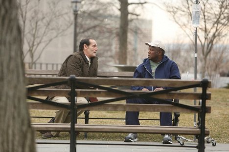 Damian Young, Isiah Whitlock Jr. - Lista Negra - Milton Bobbit (Nº 135) - Do filme