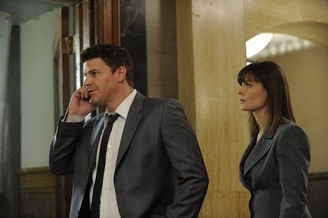 David Boreanaz, Emily Deschanel - Bones - Tappaja tähtäimessä - Kuvat elokuvasta