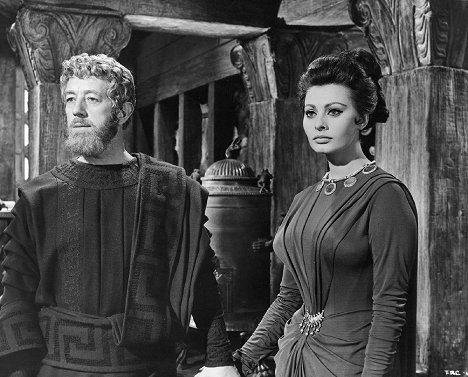 Alec Guinness, Sophia Loren - Der Untergang des Römischen Reiches - Filmfotos