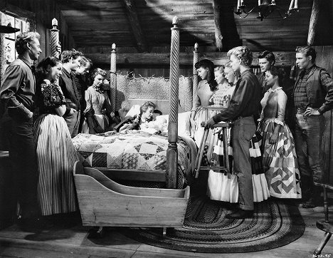 Jane Powell, Russ Tamblyn - Seven Brides for Seven Brothers - Photos
