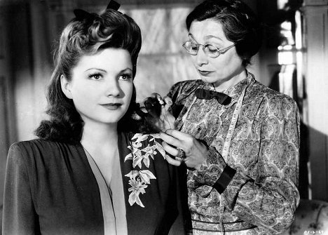 Anne Baxter, Aline MacMahon - Guest in the House - Photos