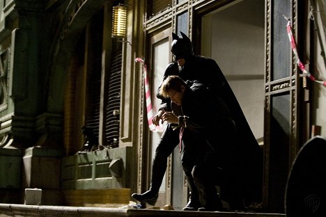 Aaron Eckhart, Christian Bale - The Dark Knight - Van film