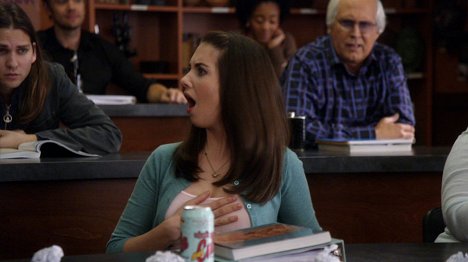 Alison Brie, Chevy Chase - Balfékek - Alkalmazott antropológia és konyhaművészet - Filmfotók