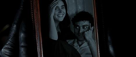 Jennifer Connelly, Rufus Sewell - Smrtihlav - Z filmu