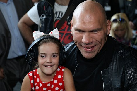 Nikolay Valuev - Podarok s charaktěrom - Tournage