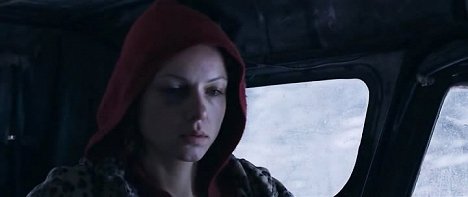 Sonya Ross - Sibir, Monamur - Van film