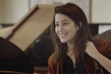 Leïla Bekhti - Maintenant ou jamais - Film