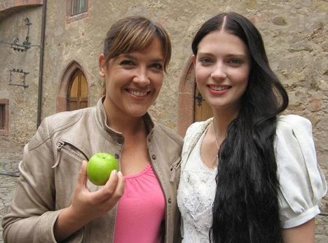 Sonja Kirchberger, Laura Berlin - Les Contes de Grimm : Blanche-Neige - Making of