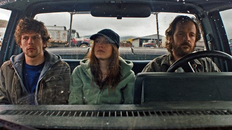 Jesse Eisenberg, Dakota Fanning, Peter Sarsgaard - Night Moves - Van film