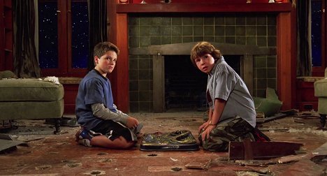 Josh Hutcherson, Jonah Bobo - Zathura: Vesmírné dobrodružství - Z filmu