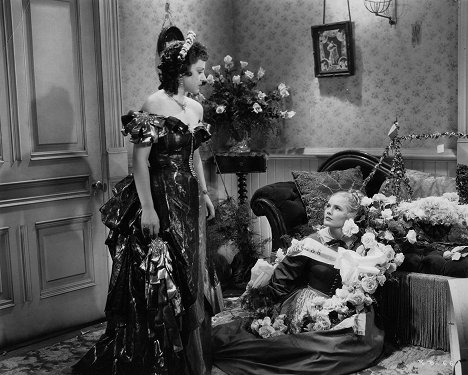 Thelma Leeds, Frances Farmer - The Toast of New York - Van film