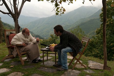 Bruno Ganz, Elio Germano - Das Ende ist mein Anfang - Filmfotos