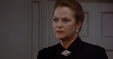 Louise Fletcher - Flowers in the Attic - Photos