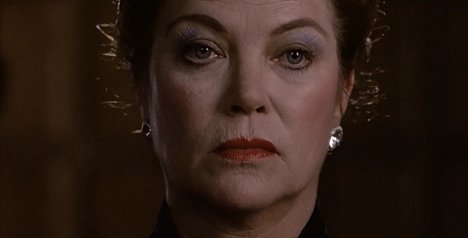 Louise Fletcher - Flowers in the Attic - Photos