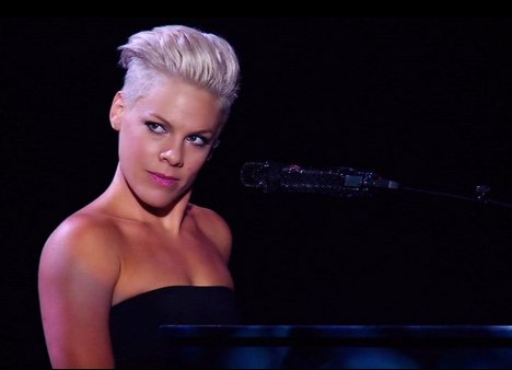 P!nk - Pink: The Truth About Love Tour - Live from Melbourne - Van film
