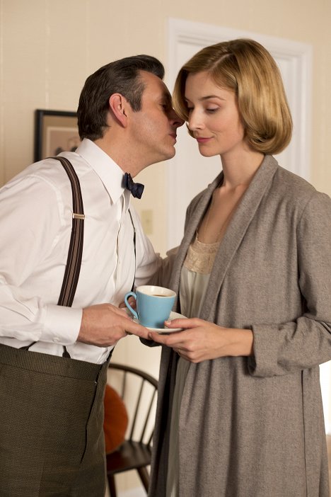 Michael Sheen, Caitlin Fitzgerald - Masters of Sex - Race To Space - Photos