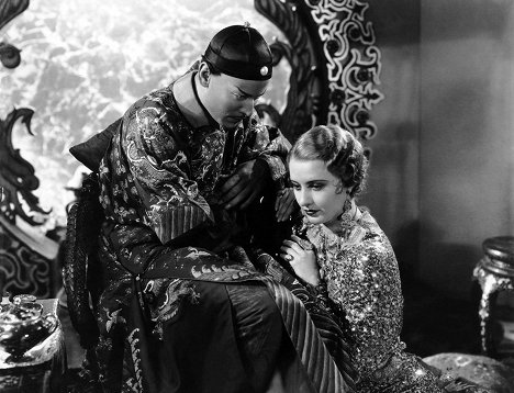 Nils Asther, Barbara Stanwyck - The Bitter Tea of General Yen - Photos